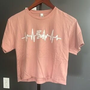 E2M cropped tee size small